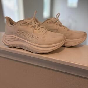Hoka one one clifton size